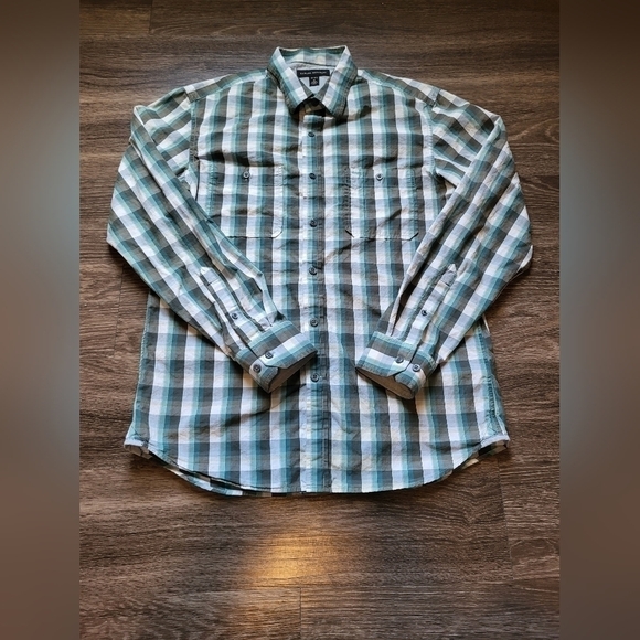 Banana Republic Long Sleeve Button Down Shirt Men's Size Medium - Picture 1 of 8
